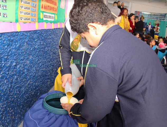Programa Meio Ambiente nas Escolas sorteia tablets entre estudantes em Carapicuíba