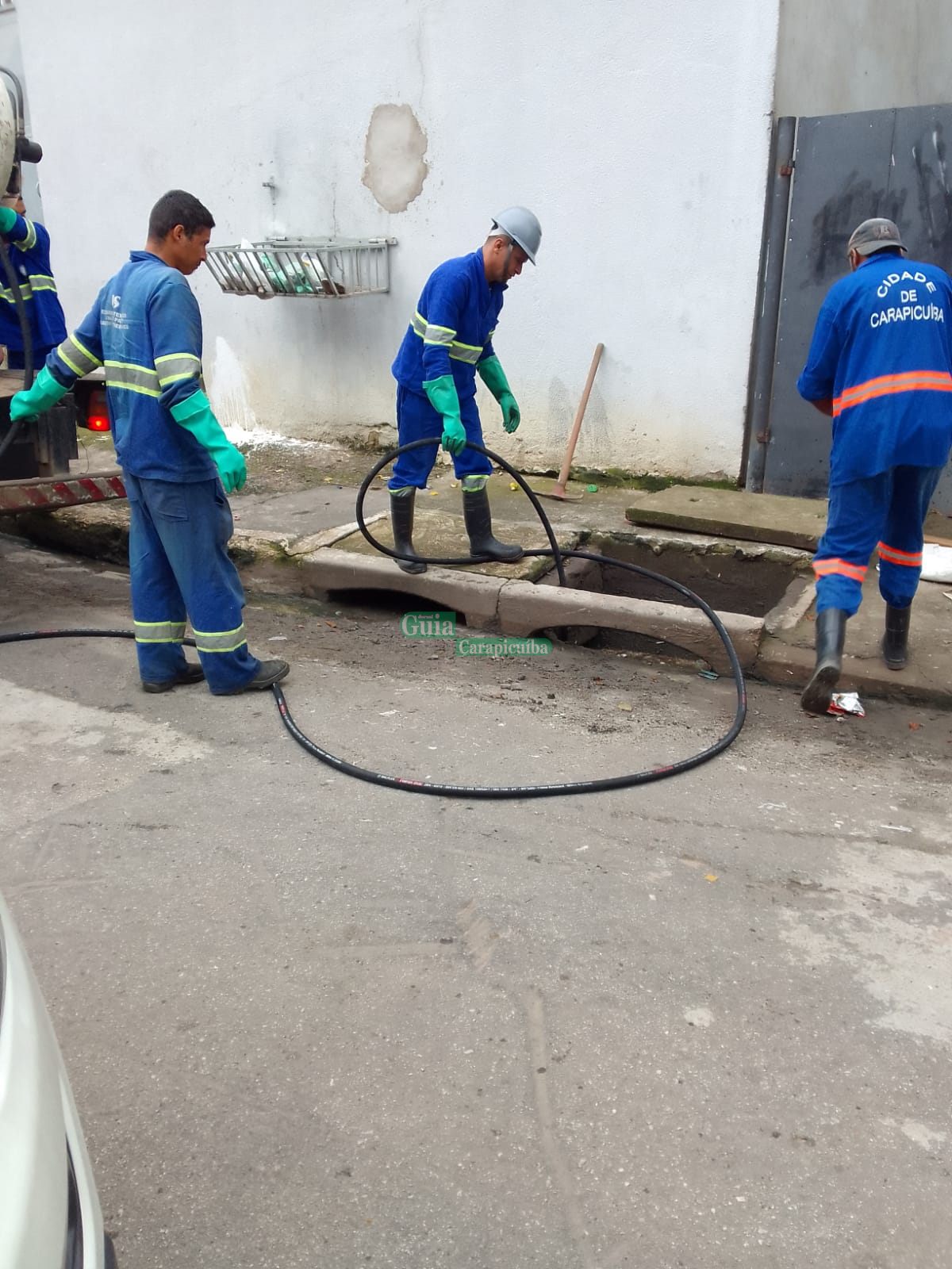 Prefeitura de Carapicuíba realiza força tarefa para prevenir alagamentos