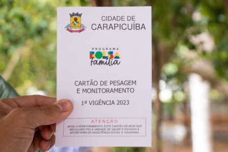 Prefeitura de Carapicuíba realiza retirada do cartão pesagem do Bolsa Família